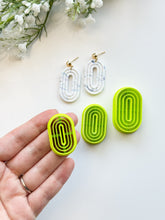 Load image into Gallery viewer, Extruded Oval Polymer Clay Cutter