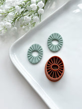 Load image into Gallery viewer, Sunny Oval Polymer Clay Cutter