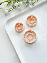 Load image into Gallery viewer, Regular Circle Donut with Drill Guides Polymer Clay Cutter
