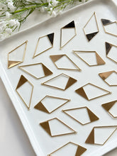 Load image into Gallery viewer, 18K Gold Plated Rhombus Pendant Bezel with One Hole