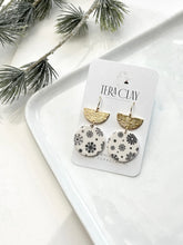 Load image into Gallery viewer, The Snowflake Round Dangles