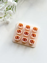 Load image into Gallery viewer, Pumpkin Cluster Polymer Clay Cutter