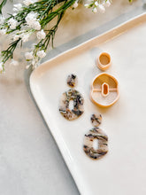 Load image into Gallery viewer, Organic Donut Set Dangle Polymer Clay Cutter