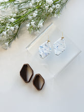 Load image into Gallery viewer, Octagon Half Lined Polymer Clay Cutter