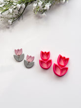 Load image into Gallery viewer, Tulip & Leaves Set Detailed Polymer Clay Cutters