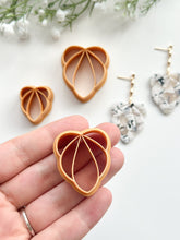 Load image into Gallery viewer, Art Deco Scalloped Shell Polymer Clay Cutter