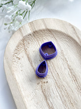 Load image into Gallery viewer, Rounded Duo with Drill Guides Polymer Clay Cutters
