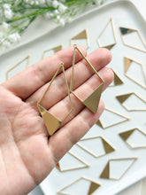 Load image into Gallery viewer, 18K Gold Plated Rhombus Pendant Bezel with One Hole