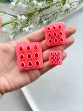 Load image into Gallery viewer, Drop Leaf Cluster Polymer Clay Cutters