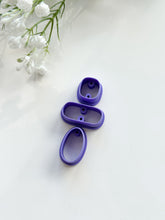 Load image into Gallery viewer, Pebbles #3 with Drill Guides Polymer Clay Cutters