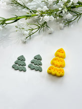 Load image into Gallery viewer, Christmas Tree Set Triple with Drill Guides Polymer Clay Cutter