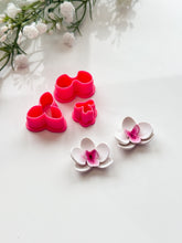 Load image into Gallery viewer, Orchid Builder Flower Polymer Clay Cutter Set