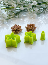 Load image into Gallery viewer, Flower Builder #7 Polymer Clay Cutter Set