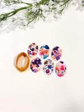 Load image into Gallery viewer, Elegant Frame Polymer Clay Cutter