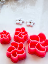 Load image into Gallery viewer, Spring Flower #1 Spring Polymer Clay Cutter