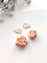 Load image into Gallery viewer, Conch Seashell Polymer Clay Cutters