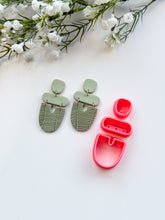 Load image into Gallery viewer, Triple Arch Dangle with Drill Guides Polymer Clay Cutters Set