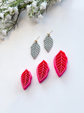 Load image into Gallery viewer, Leaf Detailed Polymer Clay Cutter