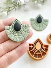 Load image into Gallery viewer, Macrame Drop Bezel Polymer Clay Cutter