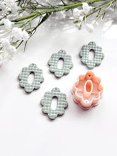 Load image into Gallery viewer, Scalloped Donut Polymer Clay Cutter with Drill Guides