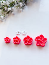 Load image into Gallery viewer, Spring Flower #1 Spring Polymer Clay Cutter