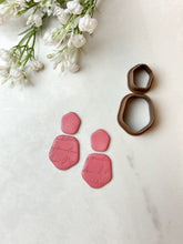 Load image into Gallery viewer, Duo Rounded Pentagon Polymer Clay Cutter Set