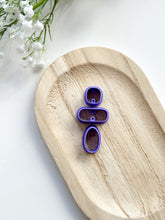 Load image into Gallery viewer, Pebbles #3 with Drill Guides Polymer Clay Cutters