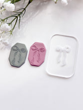 Load image into Gallery viewer, Bow #3 Acrylic Texture Tile | Acrylic Embossing Stamp