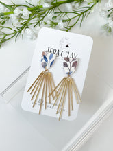 Load image into Gallery viewer, The Neutral Foliage Elegant Dangles