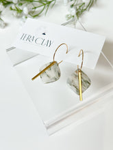 Load image into Gallery viewer, The Sally