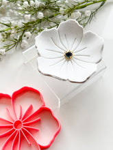 Load image into Gallery viewer, Flower Trinket Dish Clay Cutter PCC1377