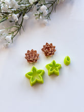 Load image into Gallery viewer, Flower Builder #7 Polymer Clay Cutter Set