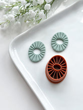 Load image into Gallery viewer, Sunny Oval Polymer Clay Cutter