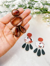 Load image into Gallery viewer, Organic Quadruple Dangle Polymer Clay Cutter Set