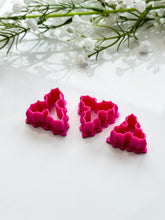 Load image into Gallery viewer, Triple Holly Leaf Polymer Clay Christmas Cutter