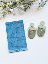 Load image into Gallery viewer, Ocean Waves Rubber Texture Mat for Polymer Clay