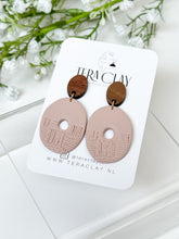 Load image into Gallery viewer, The Textured Oval Donuts in Pink Sand