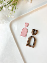 Load image into Gallery viewer, Duo Pointy Framed Arch Polymer Clay Cutter Set