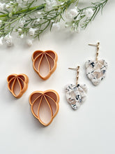 Load image into Gallery viewer, Art Deco Scalloped Shell Polymer Clay Cutter