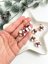 Load image into Gallery viewer, The Christmas Gift Huggies