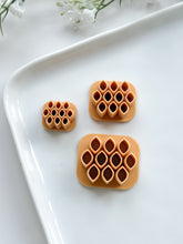 Load image into Gallery viewer, Chunky Leaf Cluster Polymer Clay Cutters