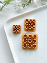 Load image into Gallery viewer, Chunky Drop Leaf Cluster Polymer Clay Cutters