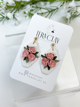 Load image into Gallery viewer, The Lily