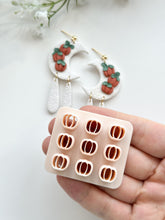 Load image into Gallery viewer, Pumpkin Cluster Polymer Clay Cutter