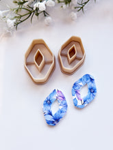 Load image into Gallery viewer, Rhombus Geometric Donut Polymer Clay Cutter