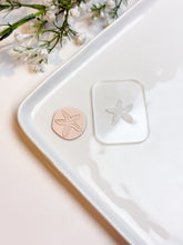 Load image into Gallery viewer, Starfish Texture Tile | Acrylic Embossing Stamp