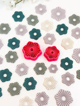 Load image into Gallery viewer, Corduroy Flower #2 Polymer Clay Cutter PCC1842