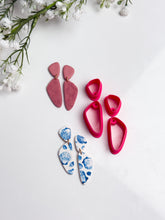 Load image into Gallery viewer, Duo Organic Triangles with Drill Guides Polymer Clay Cutter Set PCC1843