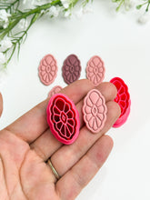 Load image into Gallery viewer, Boho Scalloped Oval Polymer Clay Cutter PCC1847