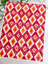 Load image into Gallery viewer, Transfer Paper 661 Pink & Orange Kilim Pattern | Image Water Transfer
